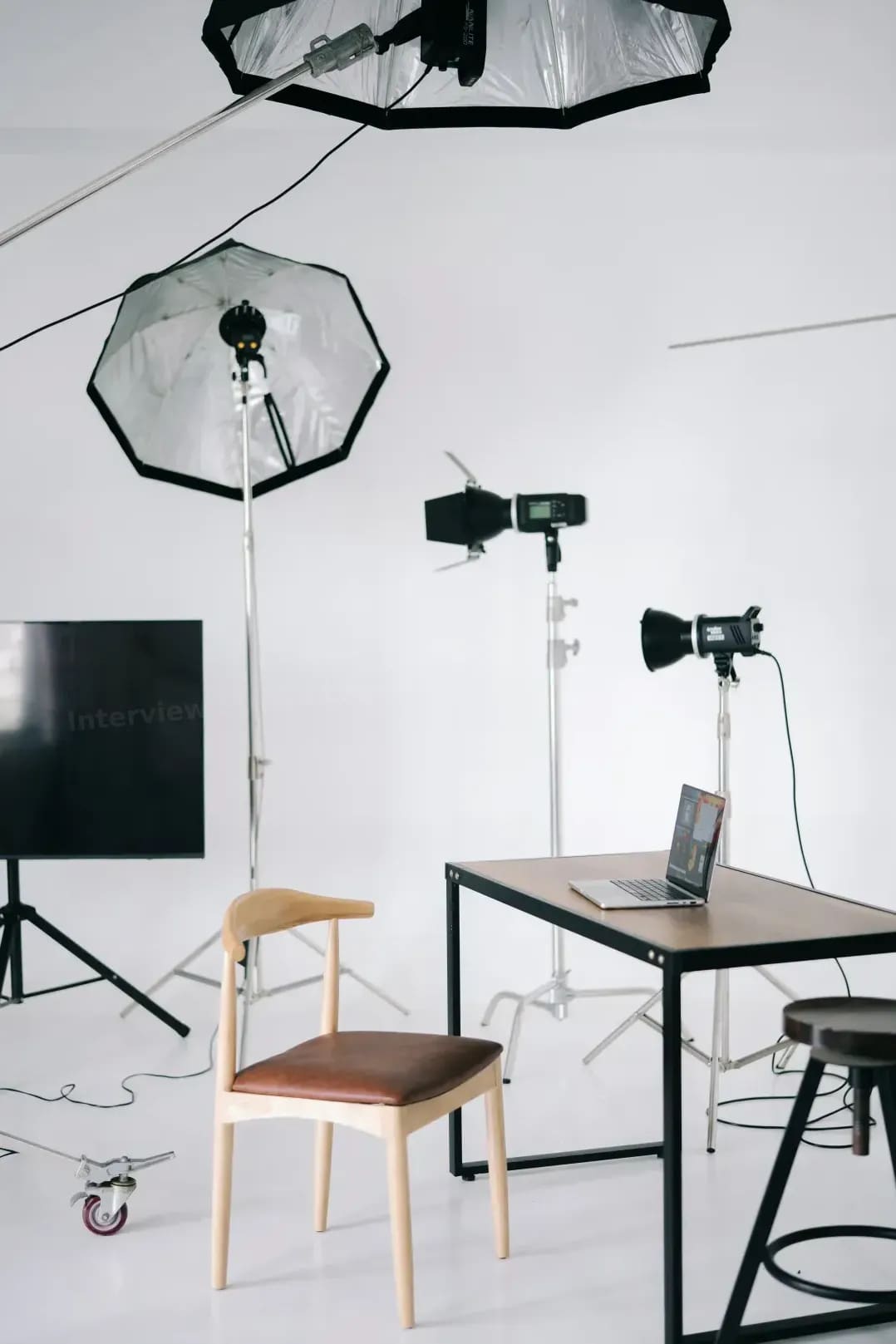 Interview Studio London 9